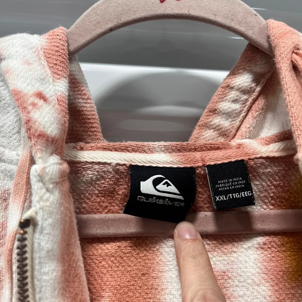 Quicksilver Tie-Dye Hoodie with Front Pocket - Picture 9 of 9